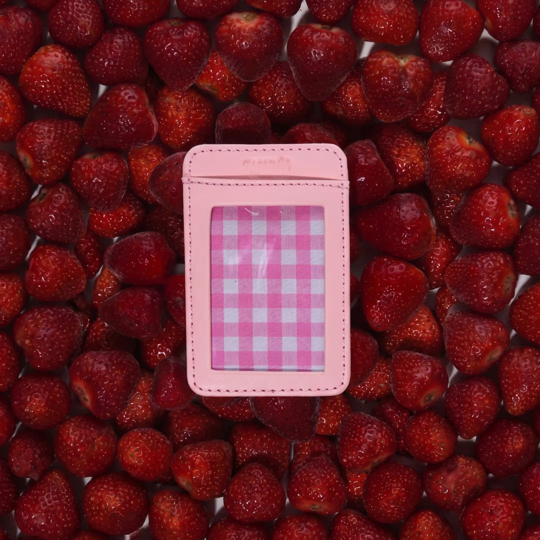 Bubblegum Pic Pocket | Phone card holder