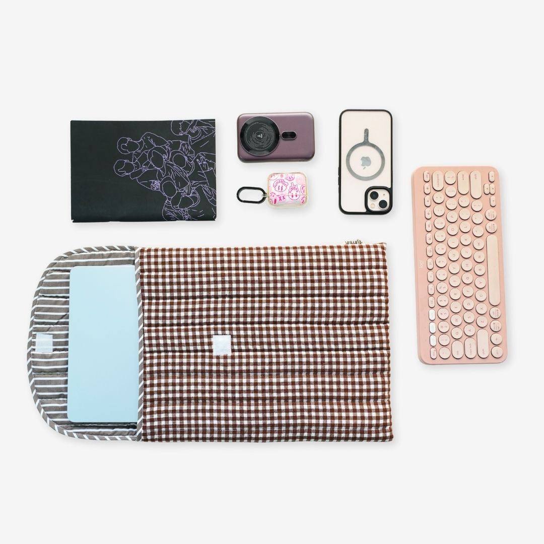 Mocha Check Sleeve