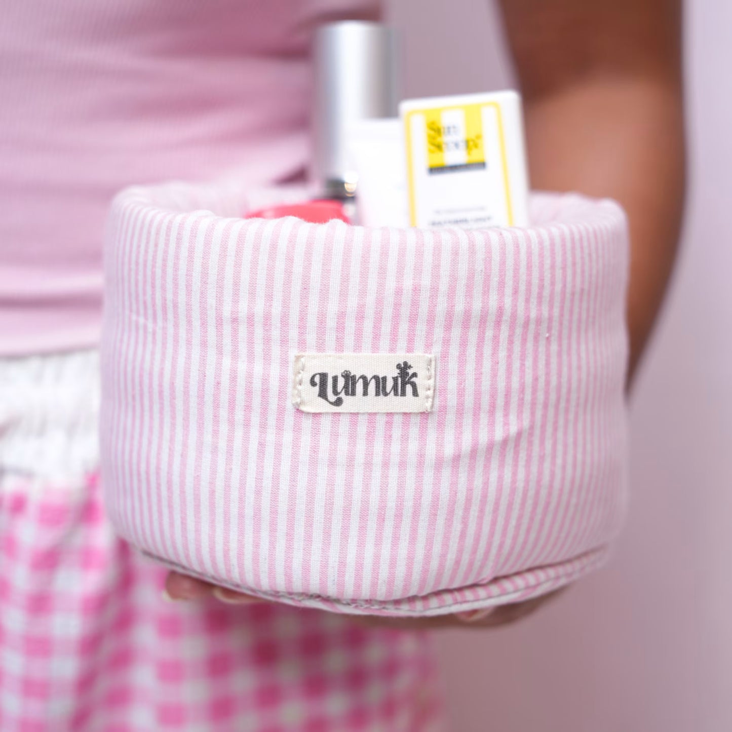 Gulabi Gudiya | Makeup & Skincare Organiser