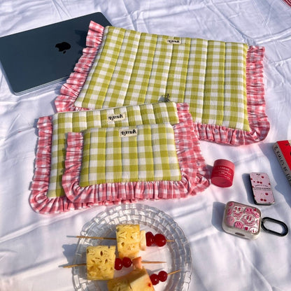 Flamingo Flirt Pouches | Quilted Ruffle Pouch Set