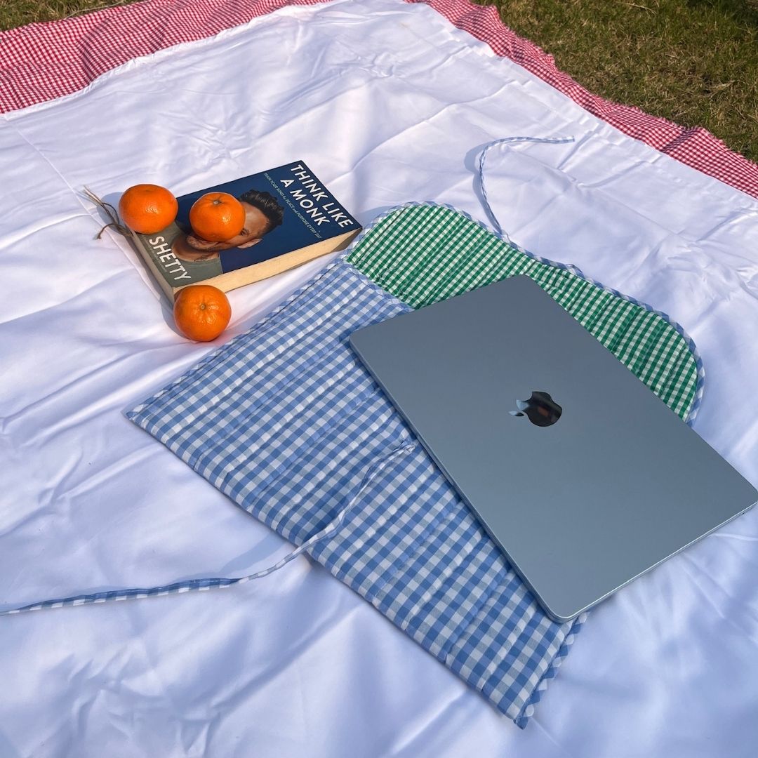 Sky Bow Laptop Sleeve